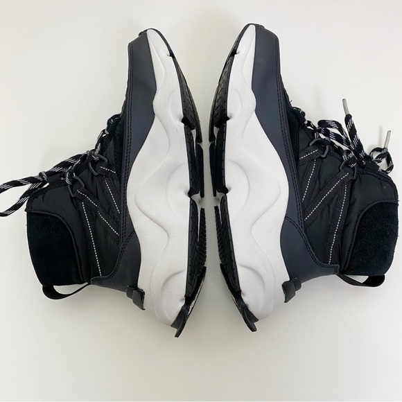 New! Sorel Kinetic RNEGD Conquest Winter Shoe Boot Black - Picture 4 of 9